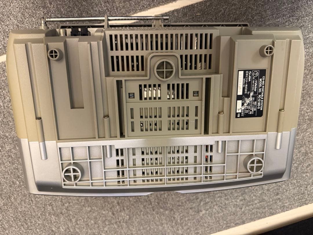 ビクターJVC　RC-G1MD-S CD-MDポータブルシステム　Clavia