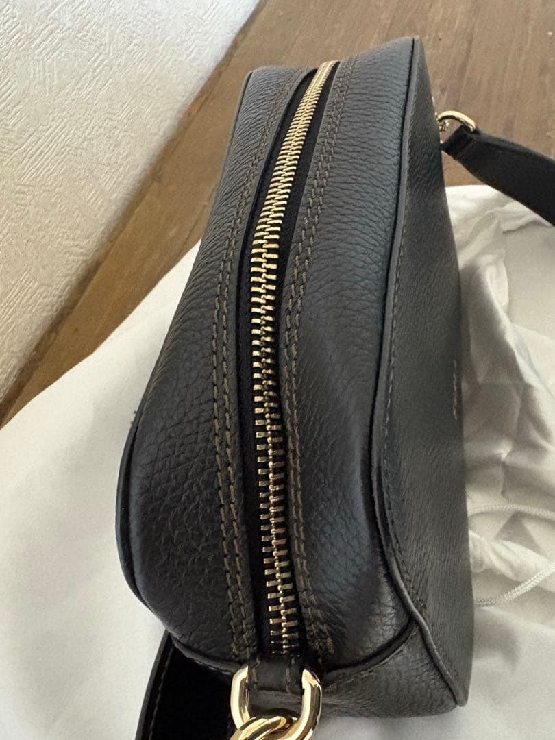 FURLA 革ショルダーバッグ