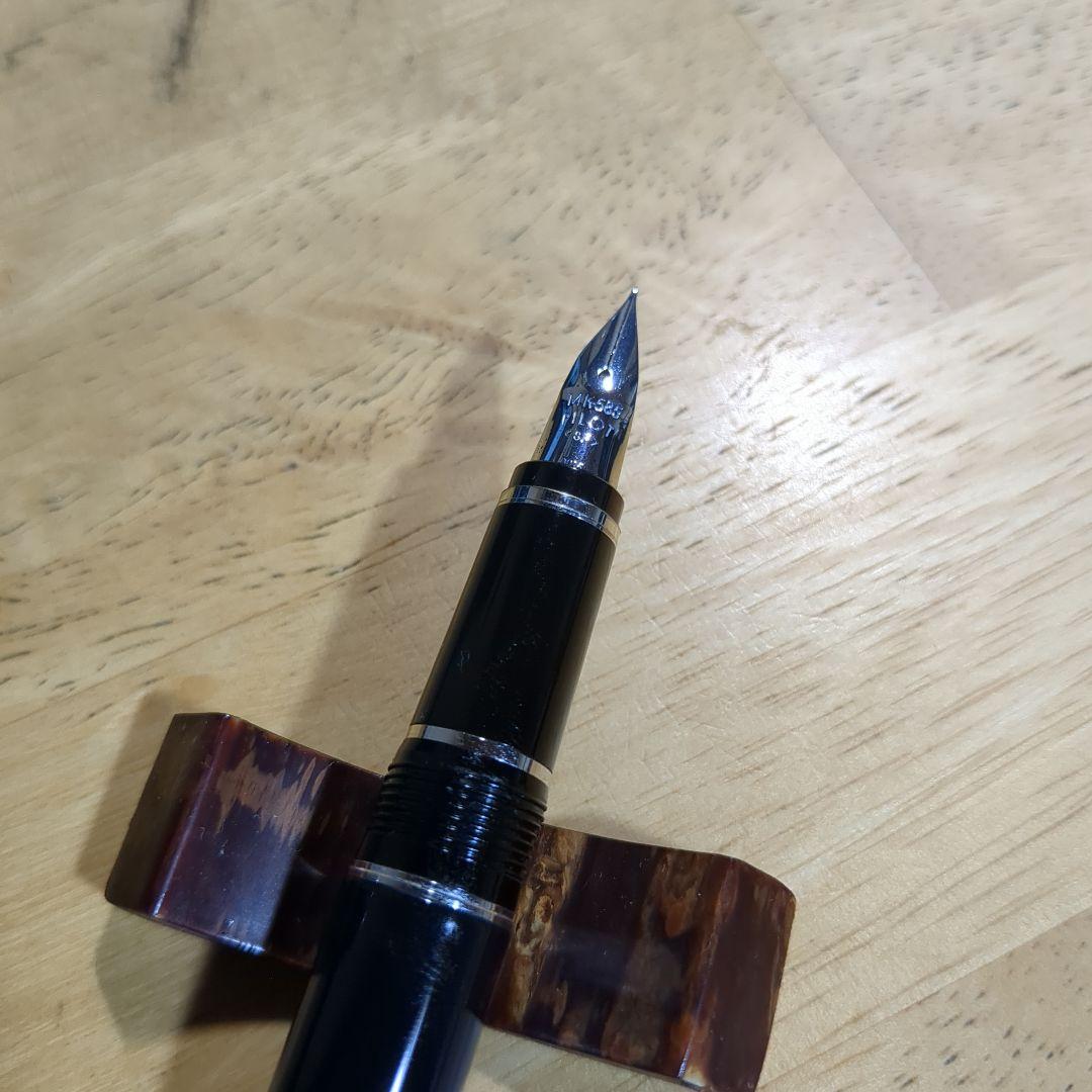 T*U様 パイロット　万年筆　エラボー　金属軸　SF