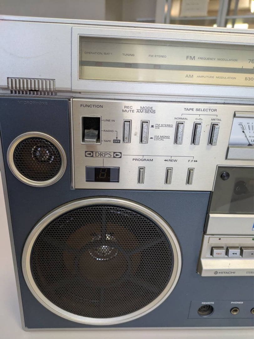 日立パディスコ　TRK-8600 ラジカセ