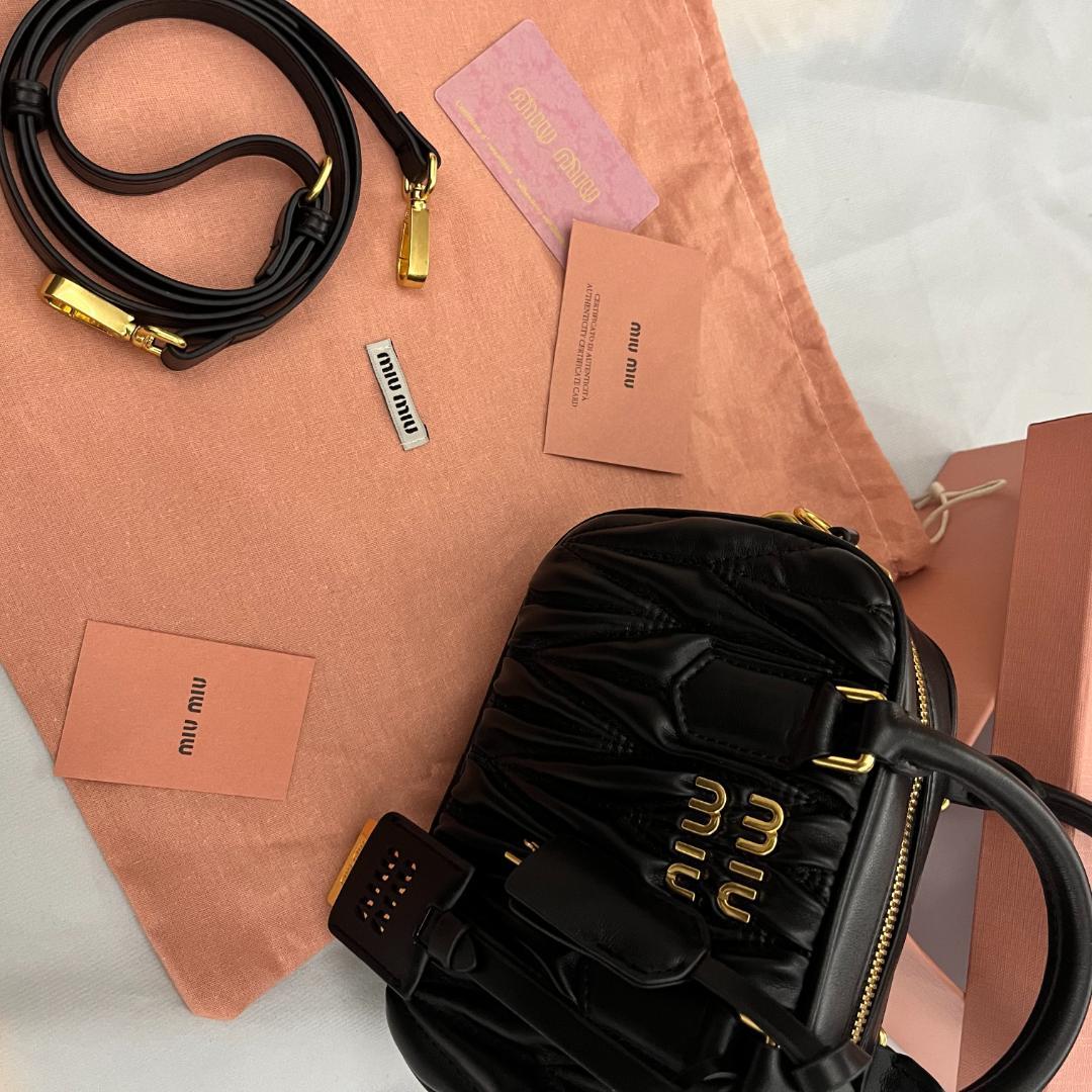 miu miu マテラッセ ショルダーバッグ