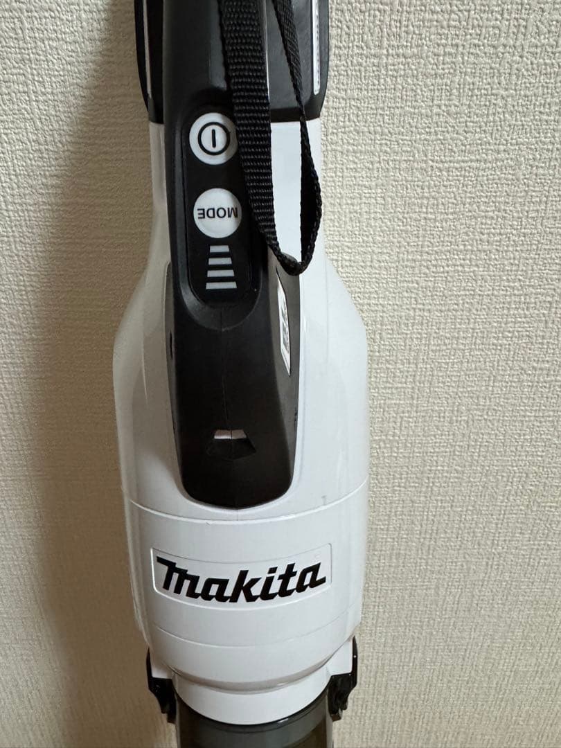 Makita マキタ　CL286FD 充電式クリーナー 18v