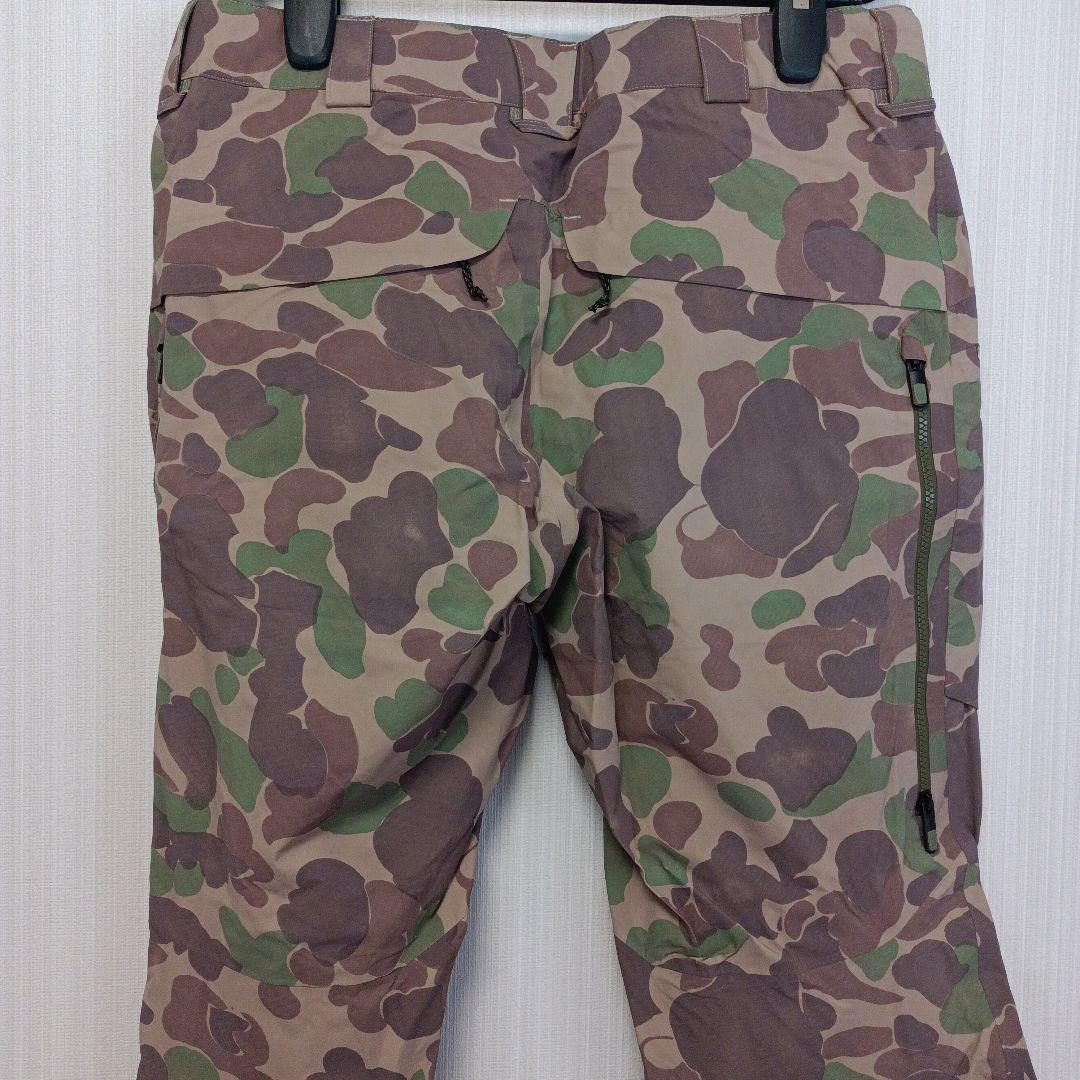 BURTON　AK 3L HOVER　カモフラ　上下　L