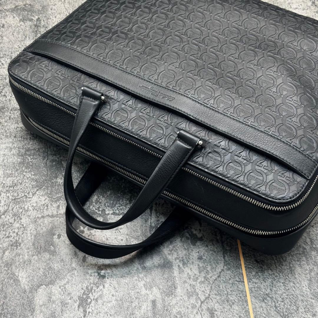 現行 極美品✨フェラガモ エンボス ガンチーニ ブリーフケース ２室 2way
