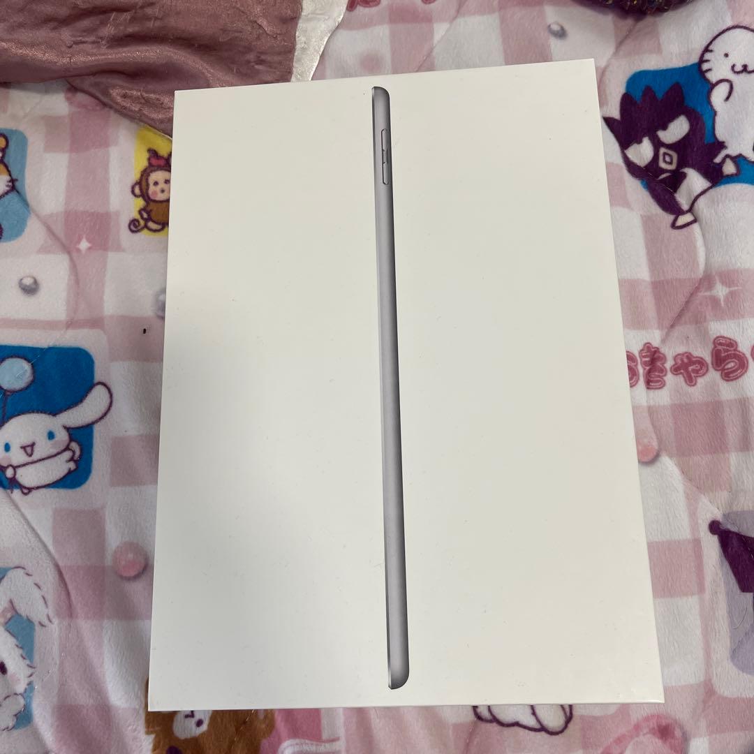 公式箱付き Apple iPad 第6世代（128G）