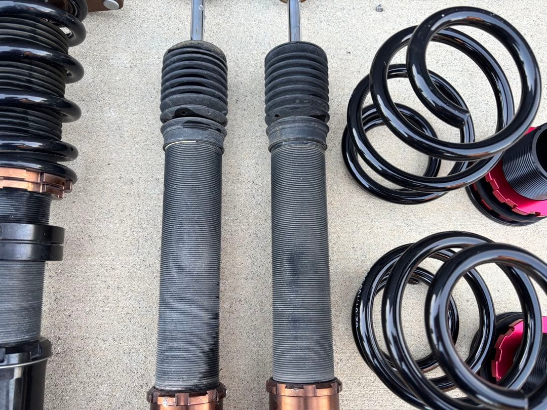 Z12キューブ RUSH車高調(リアアジャスター、バネLargus)