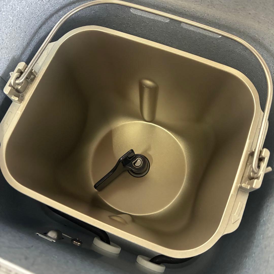 【匿名発送】Panasonic ホームベーカリー　SD-SB4 2022年製