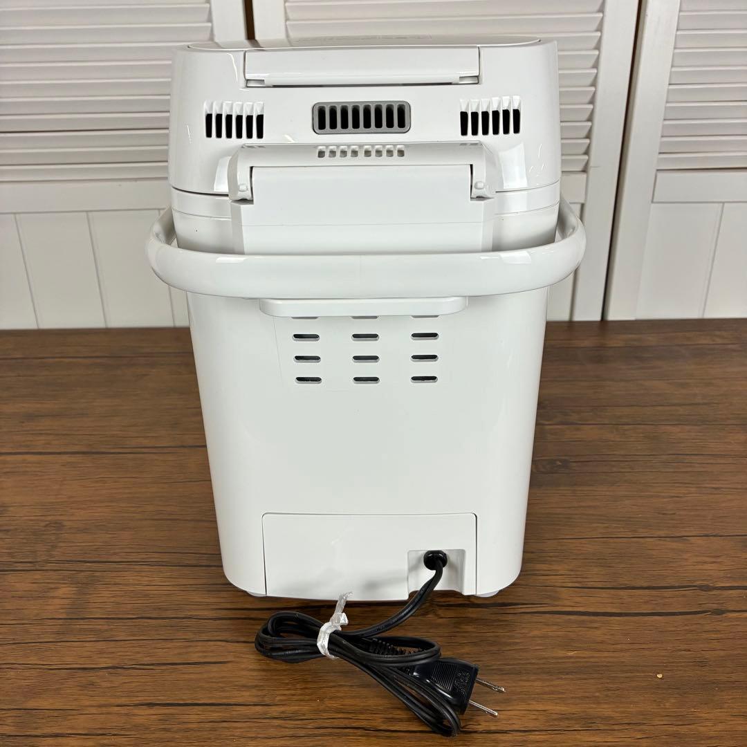 【匿名発送】Panasonic ホームベーカリー　SD-SB4 2022年製