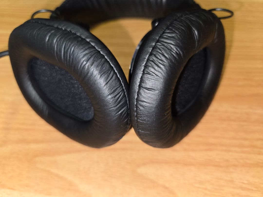 【未使用品】SONY 密閉型スタジオモニターヘッドホン MDR-CD900ST