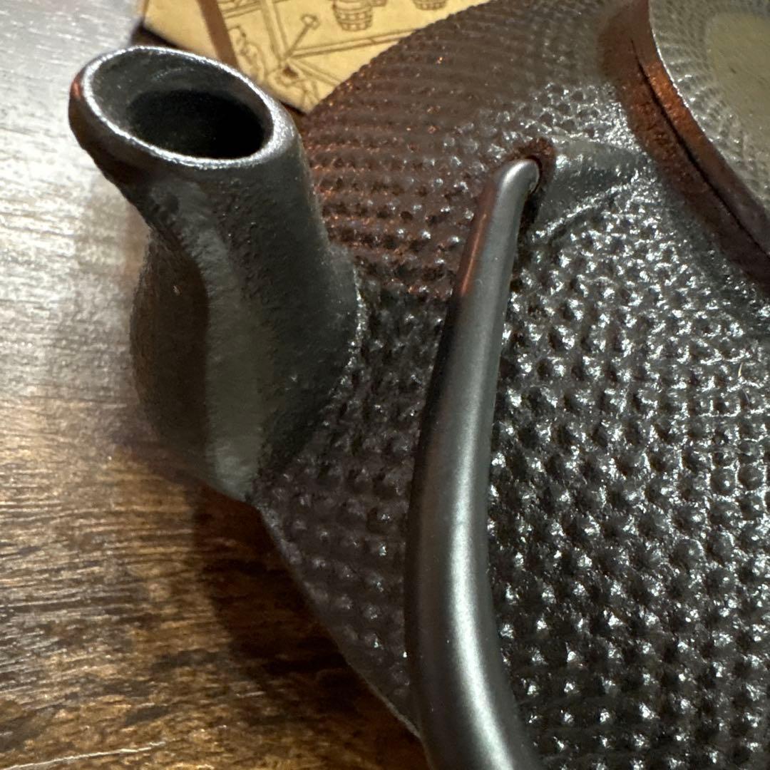 南部鉄器1.1ℓ 池永鉄工製　箱付き　鉄瓶　南部アラレ