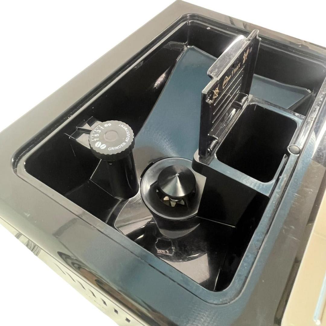 全自動カプチーノマシン　デロンギ エレッタ ECAM44660BH