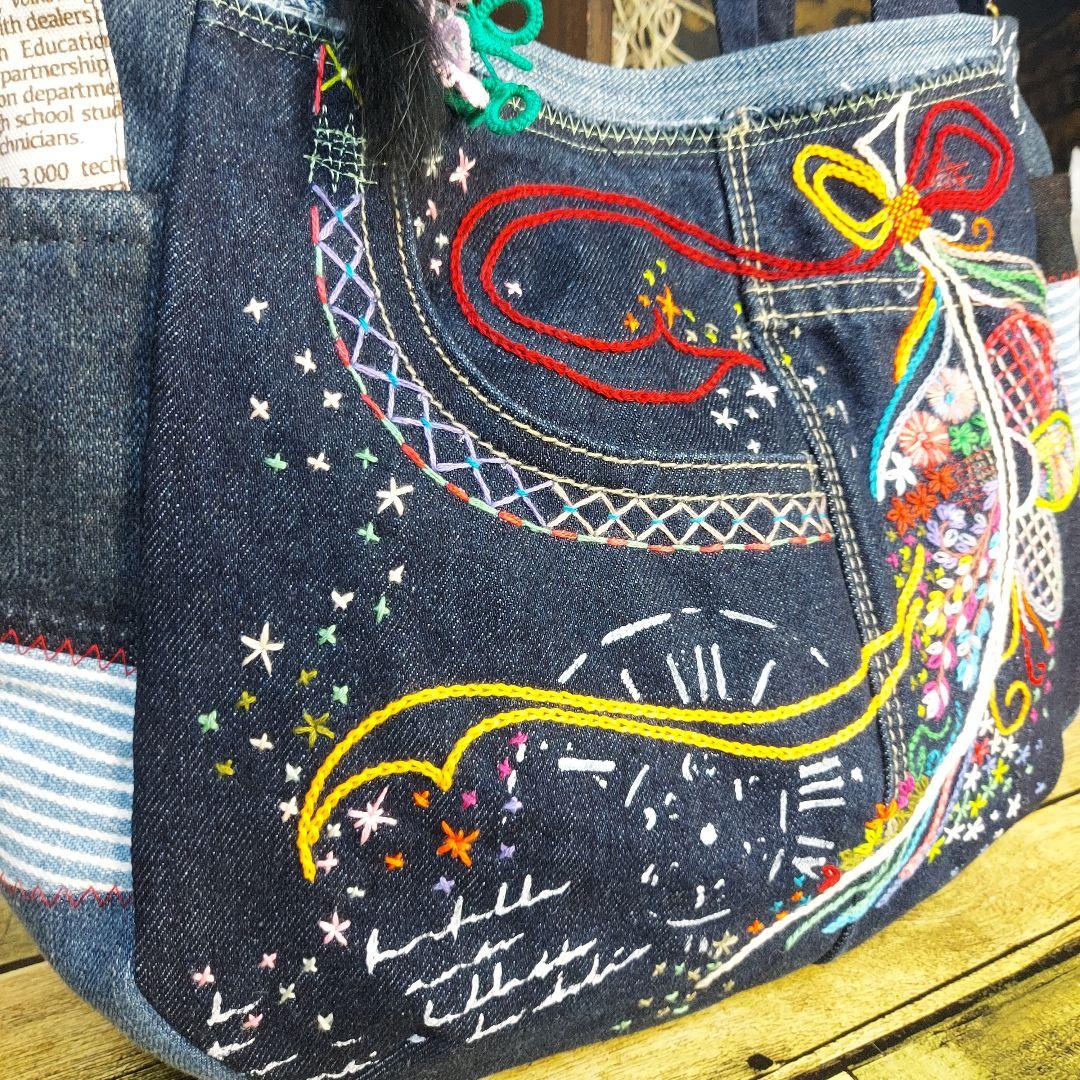 【ぽこぽん】刺繍デニムバック　No.634　デニムリメイク　刺繍バック