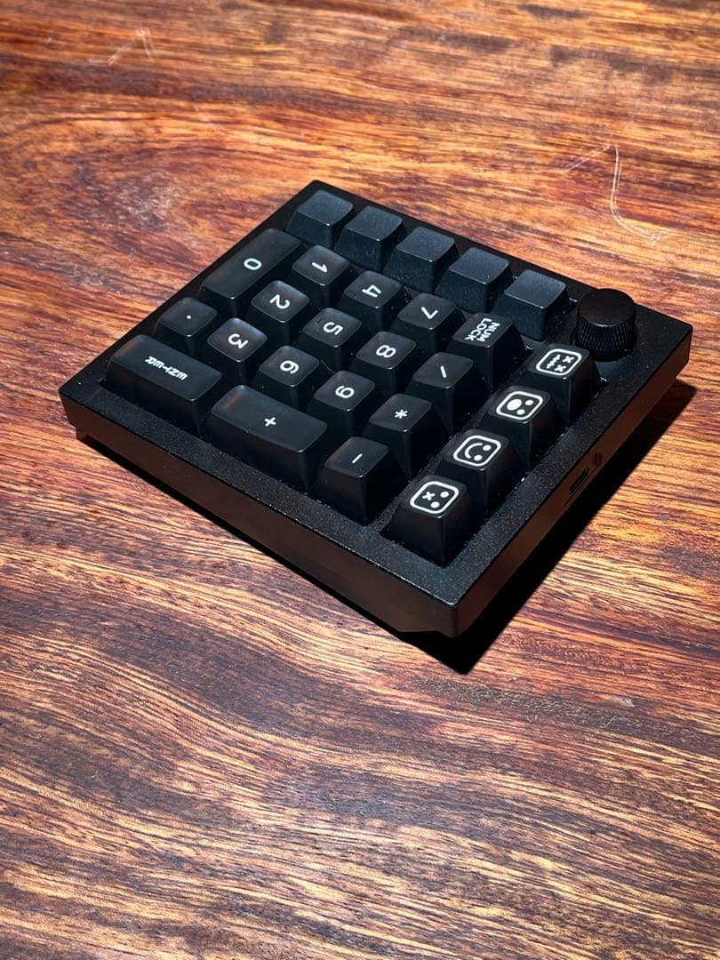 Keychron Q0 Plus 黒　テンキー