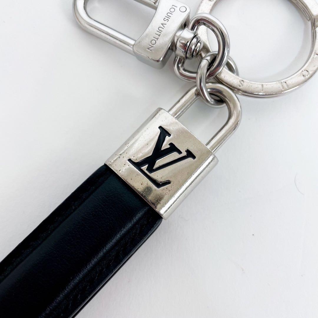 ✨極美品✨ルイヴィトン キーホルダー LV パドロック キーリング 黒 ブラック