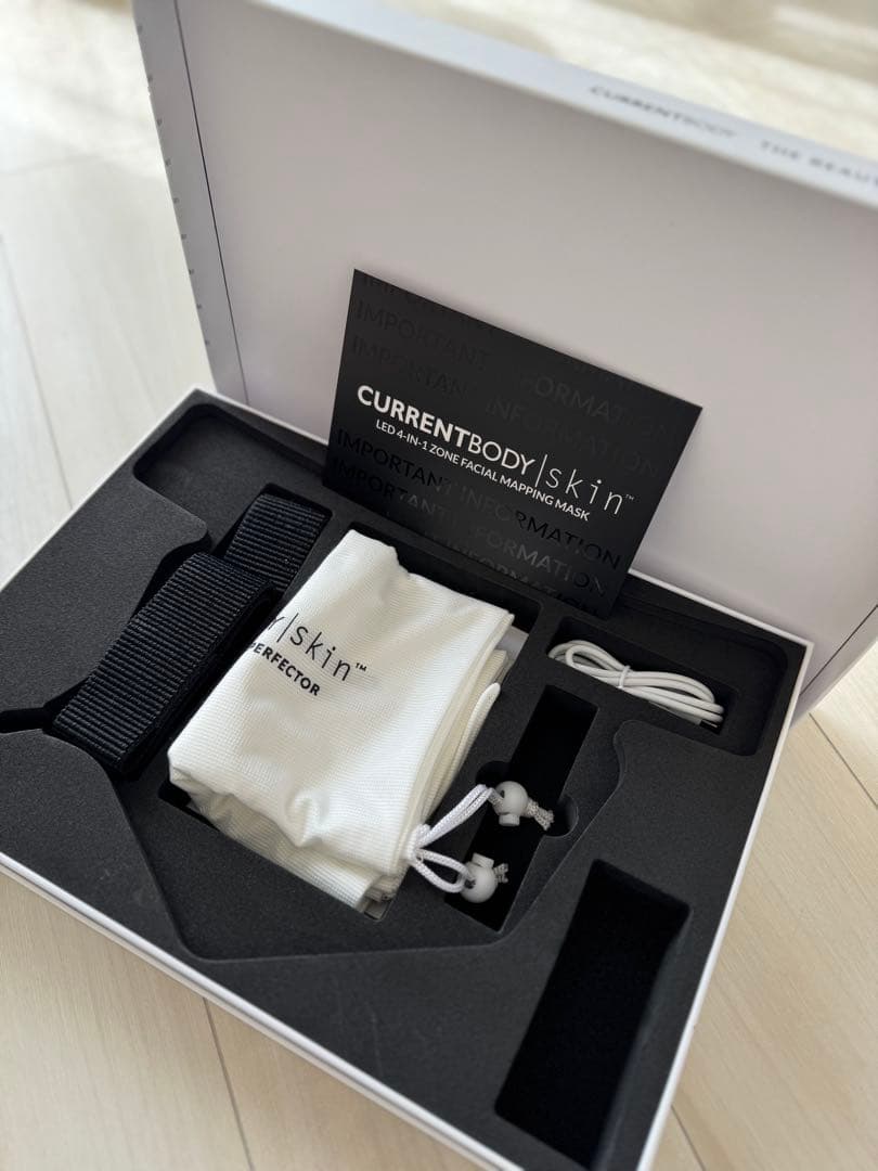 CurrentBody カレントボディ　LEDネック&デコルテマスク