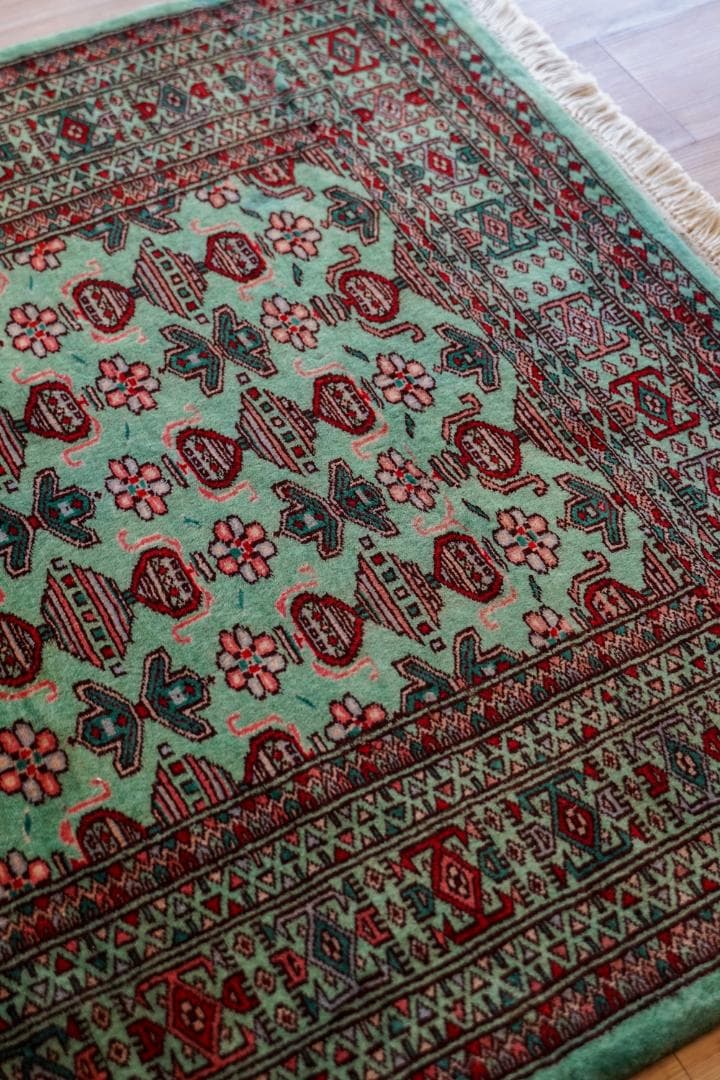 パキスタン手織り絨毯 ヴィンテージラグ 155×97cm . 1970年代