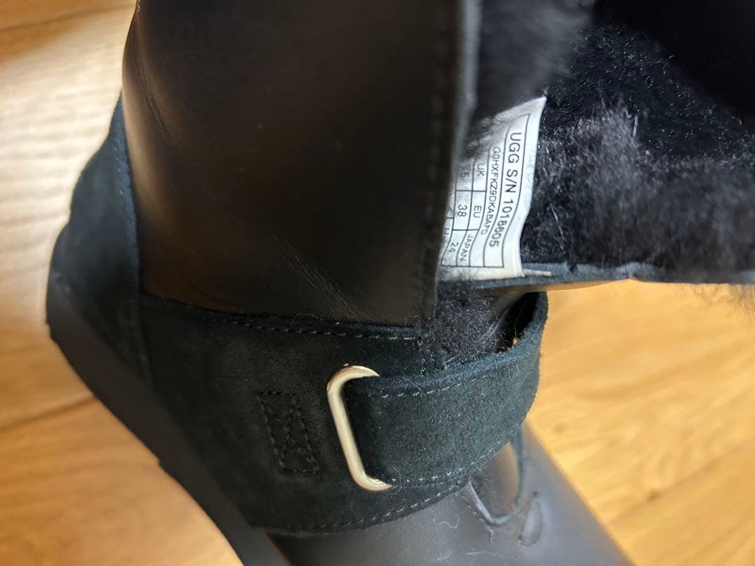 UGG ブーツ　ムートン　レザー