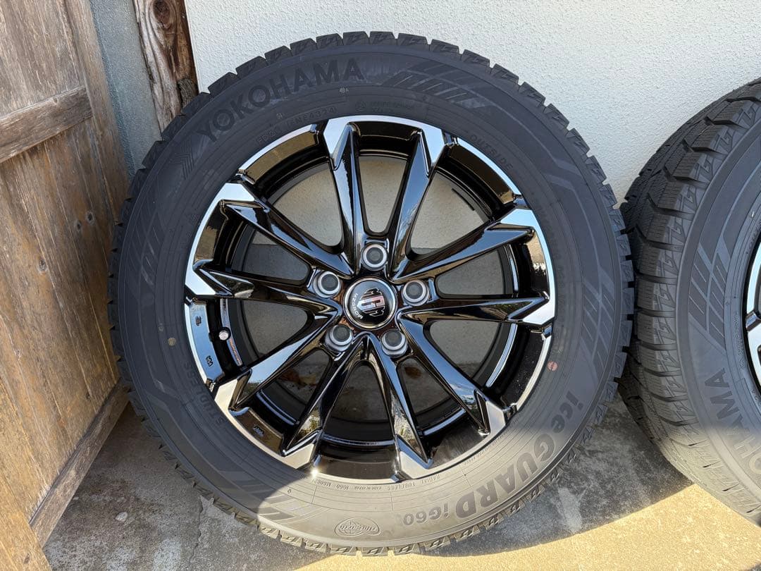 スタッドレスタイヤ　F:6.5J-16/R:6.5J-16