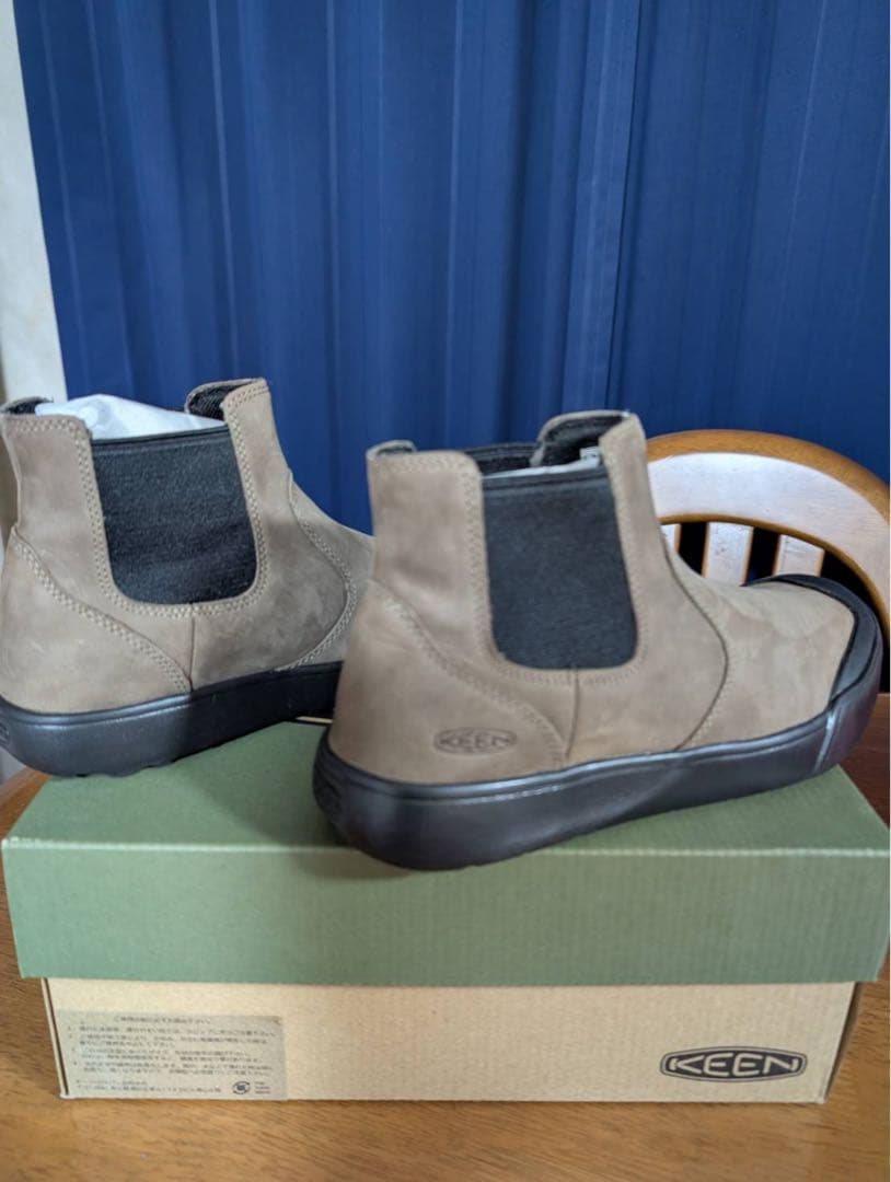 【 美品 】KEEN エレナチェルシー 24cm