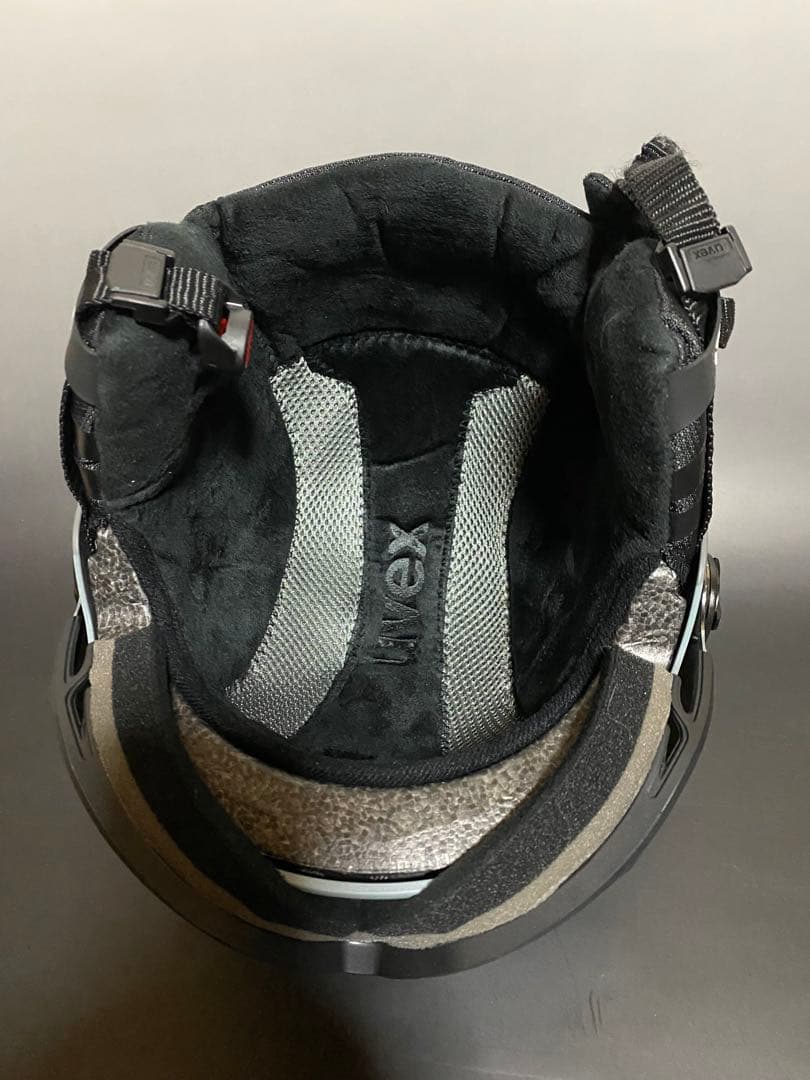 UVEX wanted visorスキー・スノボヘルメット　2日使用美品