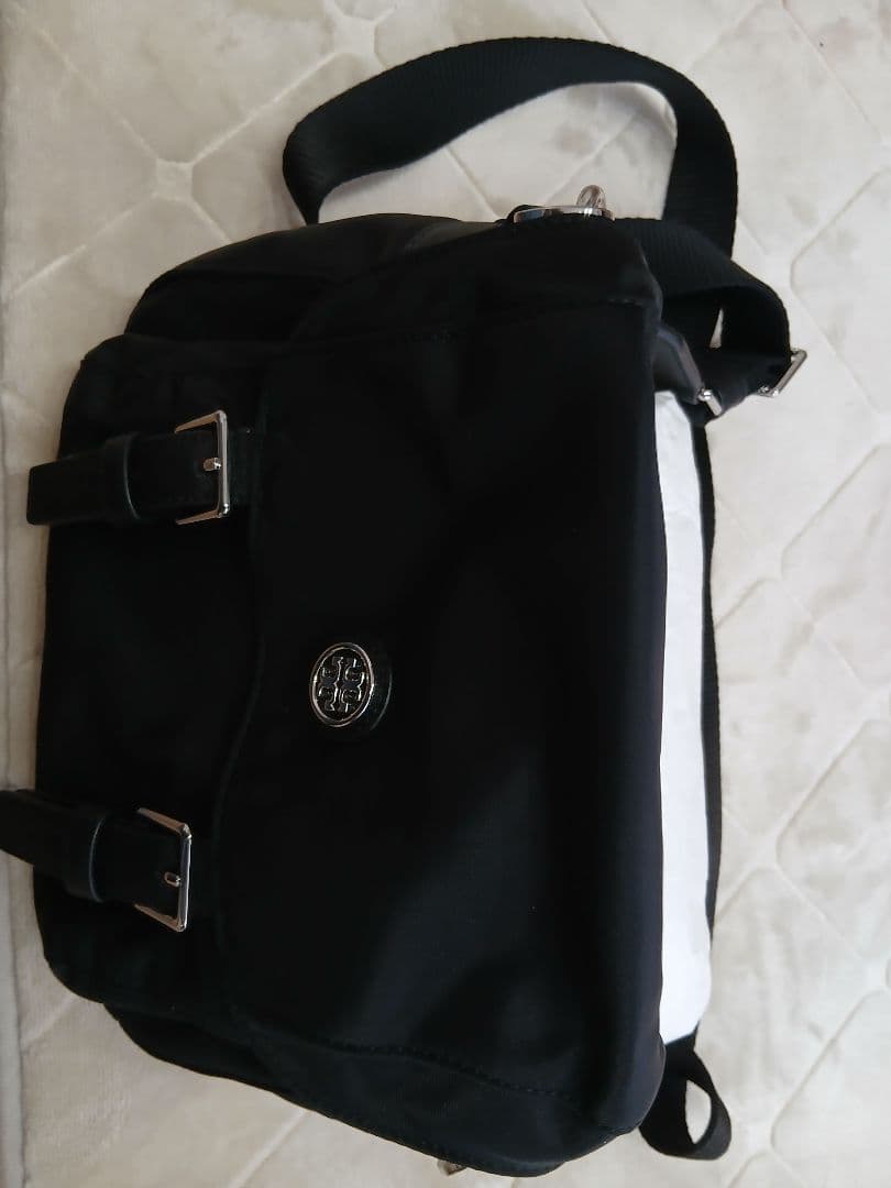 トリーバーチTORYBURCHショルダーバッグ　人気　ブラック