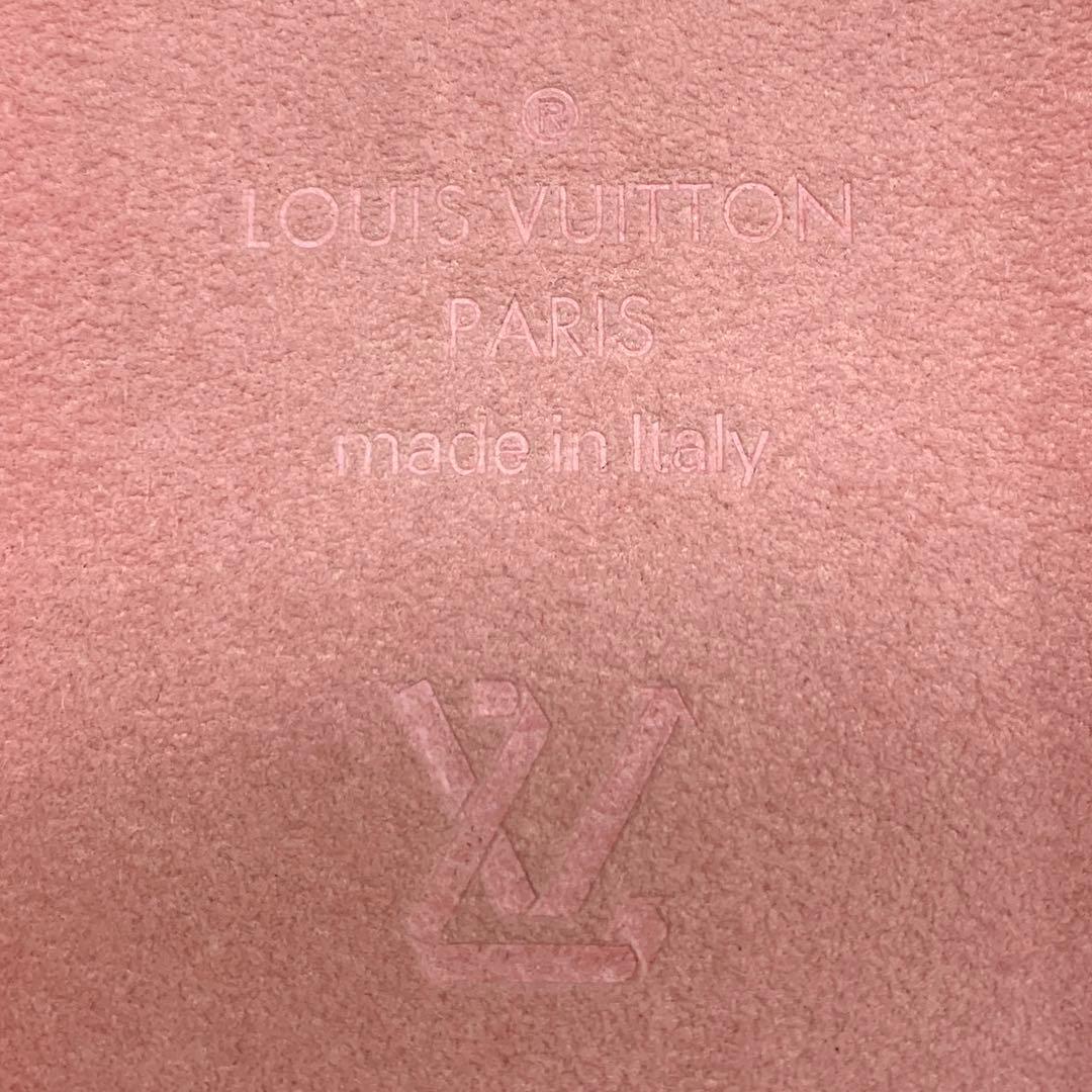 JBE06-14 ルイヴィトン モノグラム リトランク iPhone14ケース