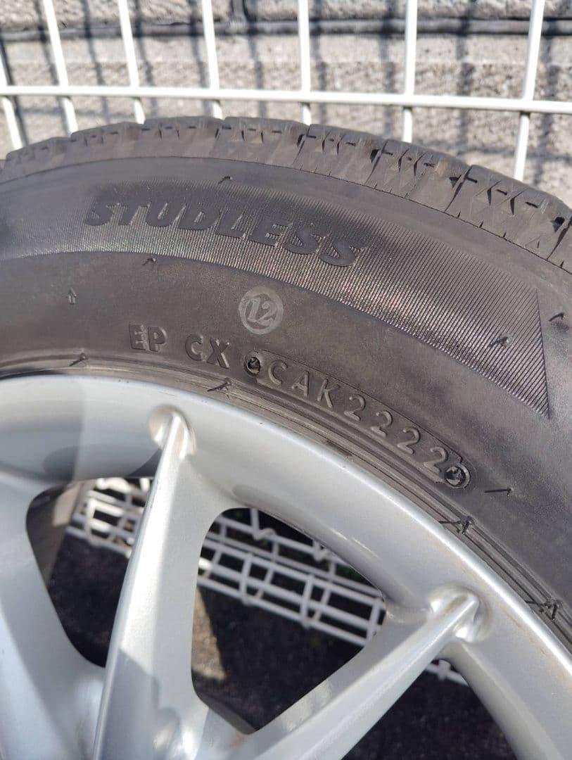 ②VALBREM 14インチ スタッドレス４本セット(２本価格)①②セット品