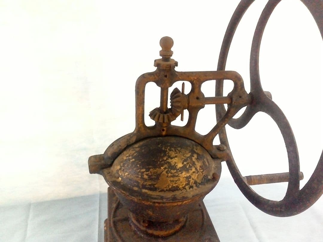 アンティークコーヒーミル　西洋　大型ミル