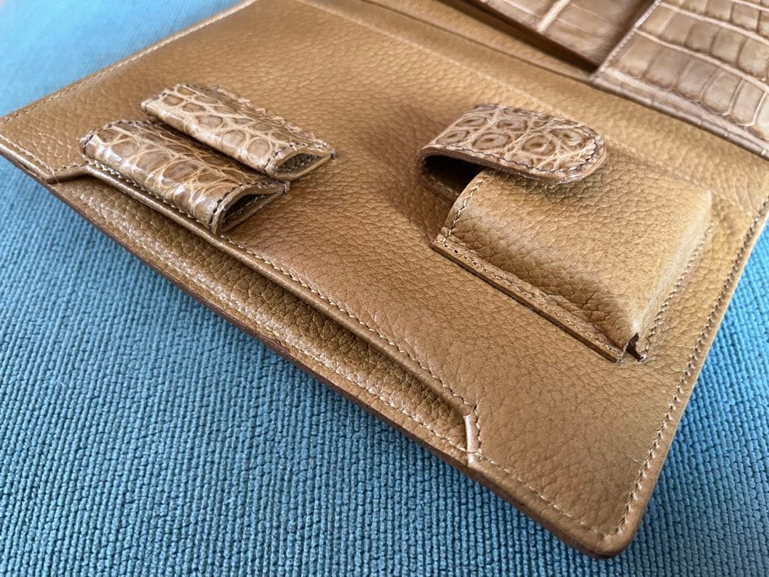 未使用　A6手帳カバー　クロコダイル　ルーペ　メモパッド　象革　キタムラ