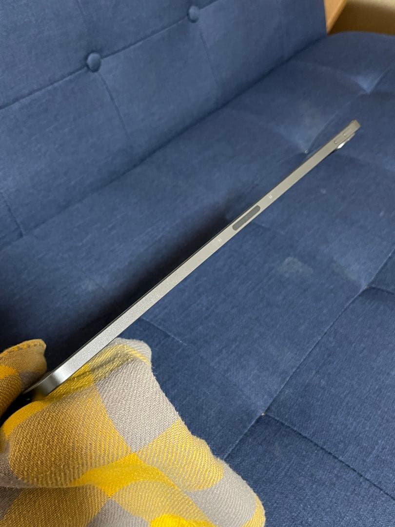 極美品　第五世代 iPad Pro 12.9インチ 128GB スペースグレー