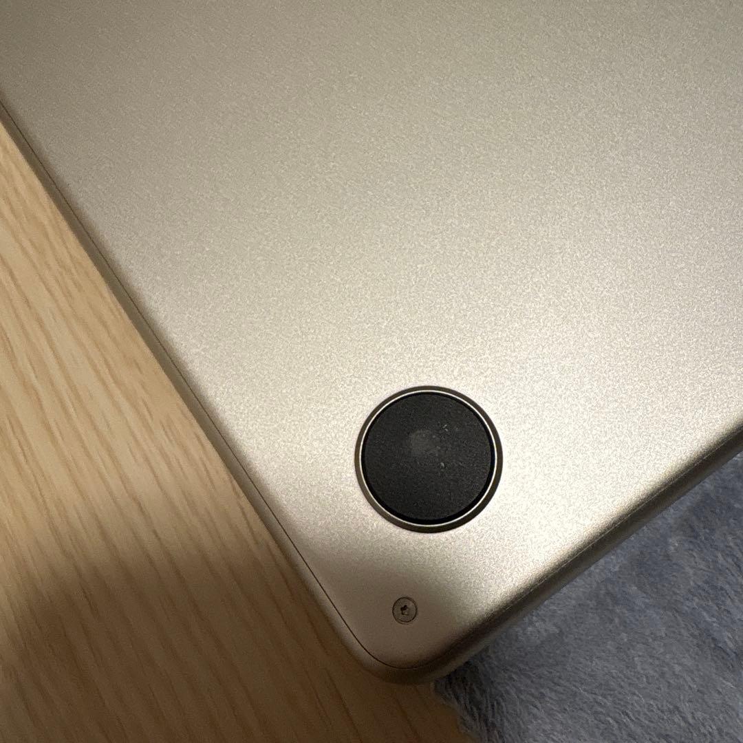 MacBookAir M2 13インチ スターライト 充電ケーブル付き