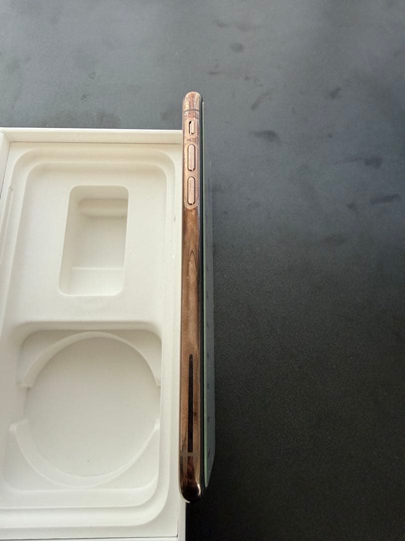 Apple iPhone Xs 64GB ゴールド 電池79% SIMフリー