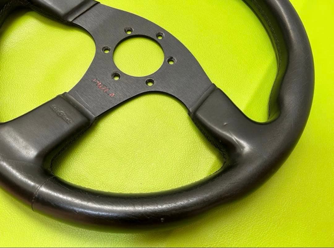 italvolanti IMOLAステアリング 3スポーク レザー製