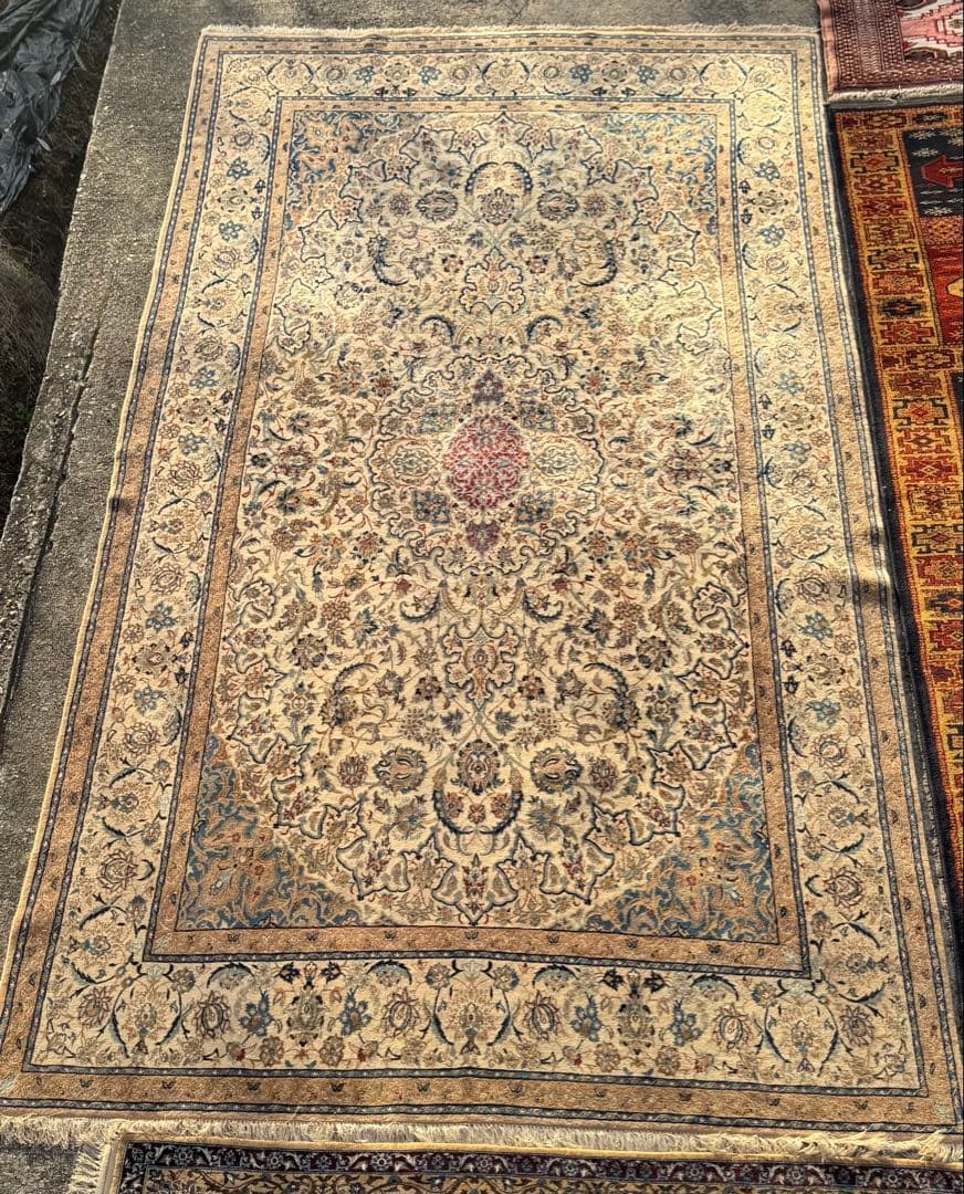 ナイン産 大判ペルシャ絨毯 323×168cm シルク混