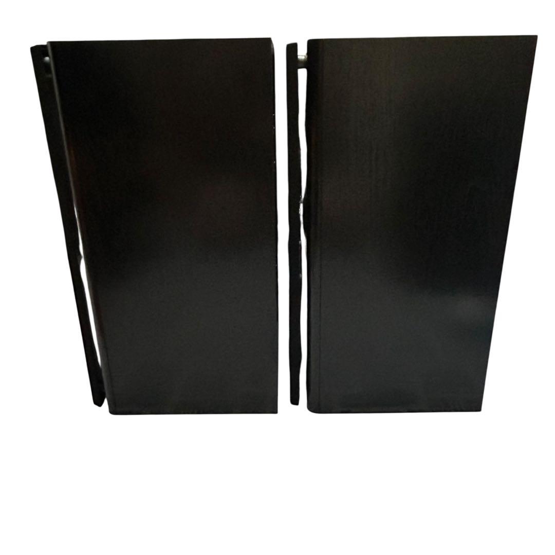 １セットのお値段です。銘機　YAMAHA ヤマハ　NS-300X 専用台付き