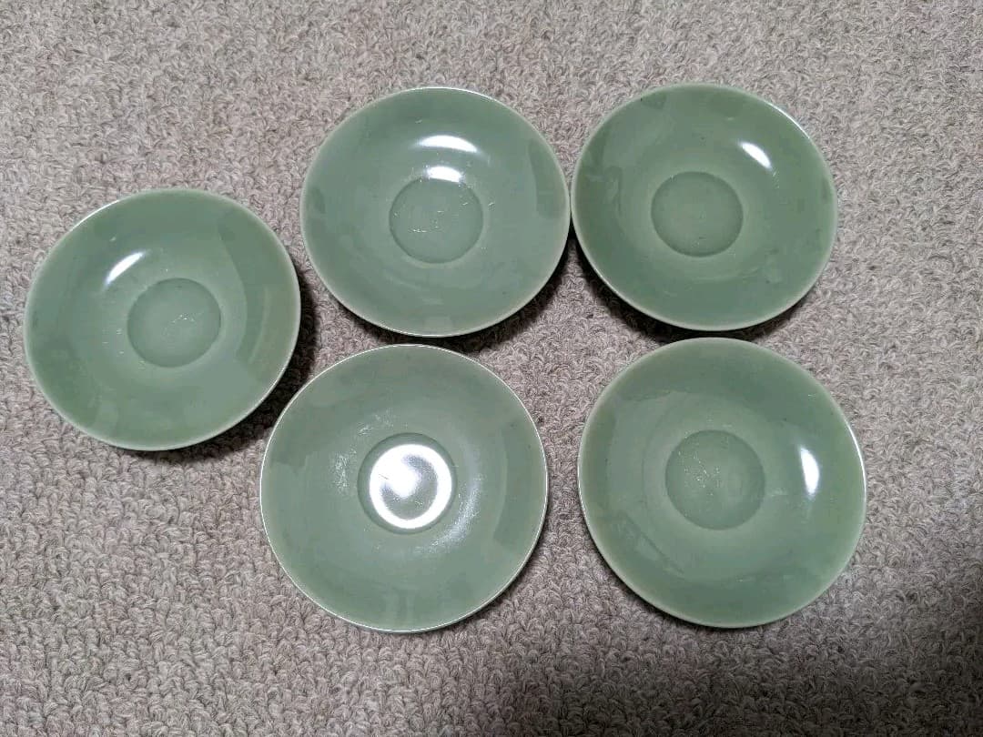 ♦希少 遺品少数！江戸時代 鍋島青磁 柿右衛門青磁 碁笥底 茶碗 茶托 骨董品