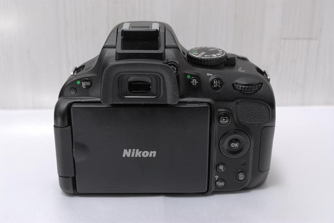 ✨一眼レフデビュー✨Nikon D5100 ダブルズームキット スマホ転送