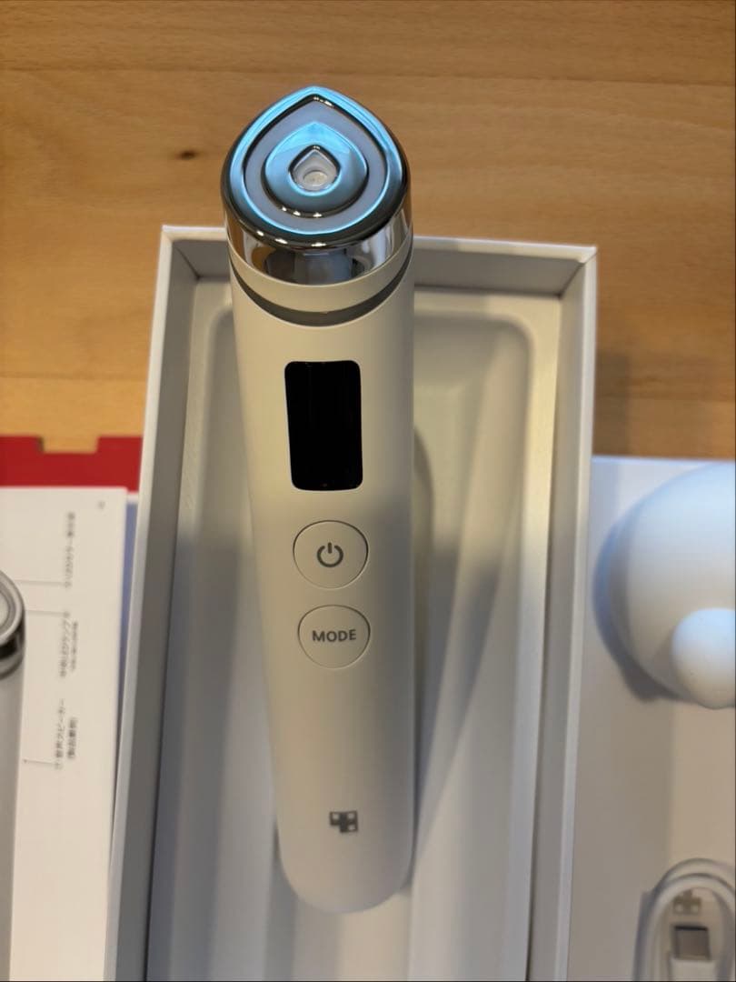 未使用品　メディキューブ美顔器 限定くま