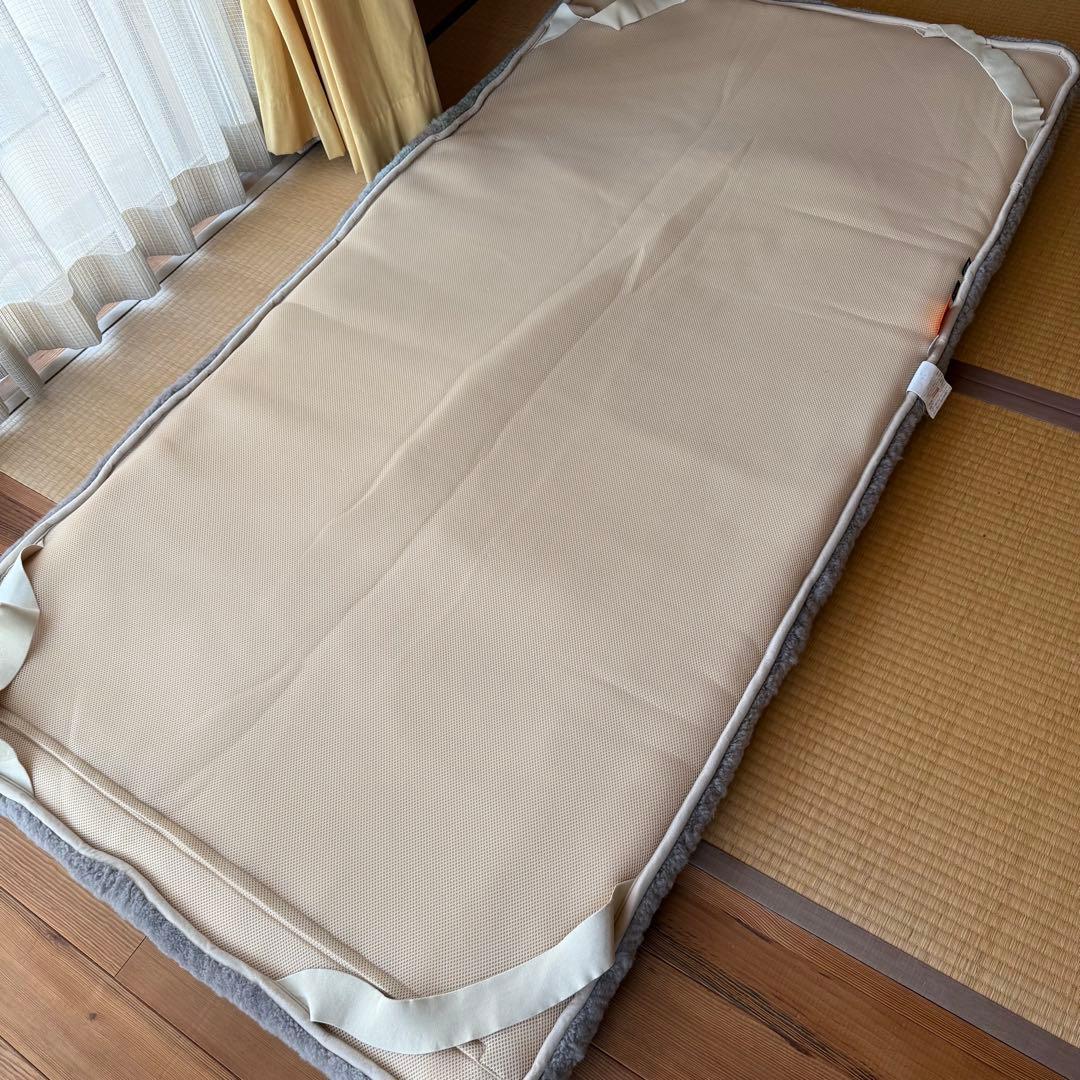 ムートンシーツ シングル ニチロ毛皮 西川 グレー クリーニング済み 付属品あり