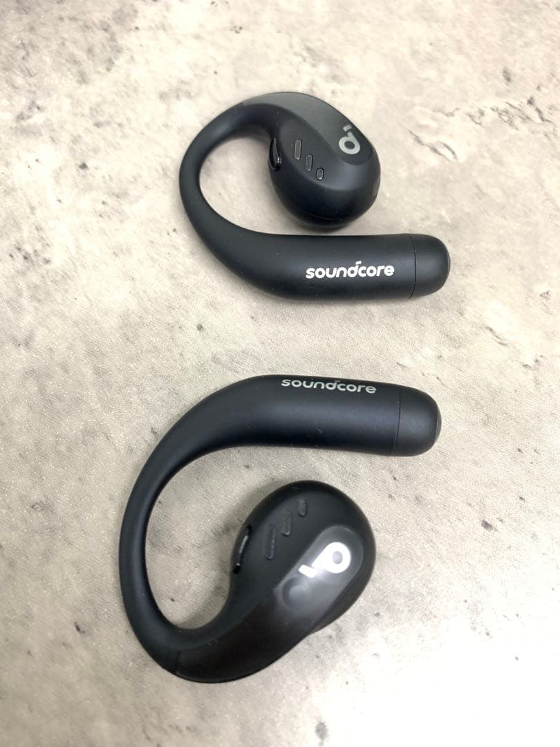 # soundcore AeroFit Pro ワイヤレスイヤホン
