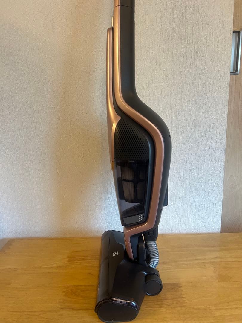 Electroluxエルゴラピードパワープロコードレス掃除機ZB3414AK