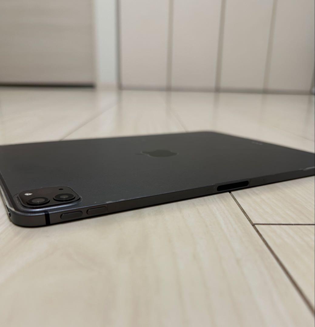 美品 iPad Pro 11インチ Magic Keyboard付