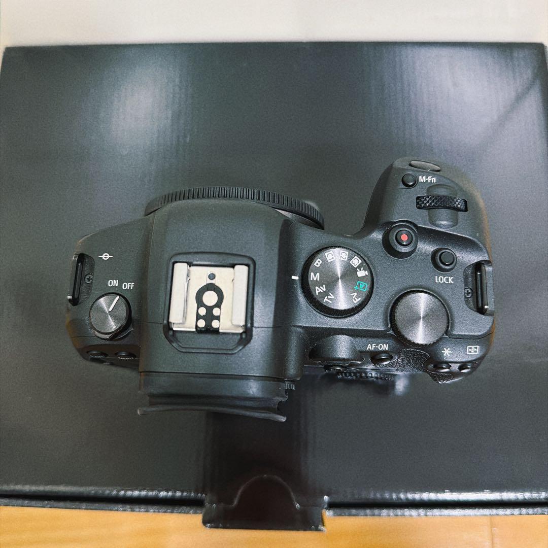 Canon EOS R6 ボディ本体 中古品