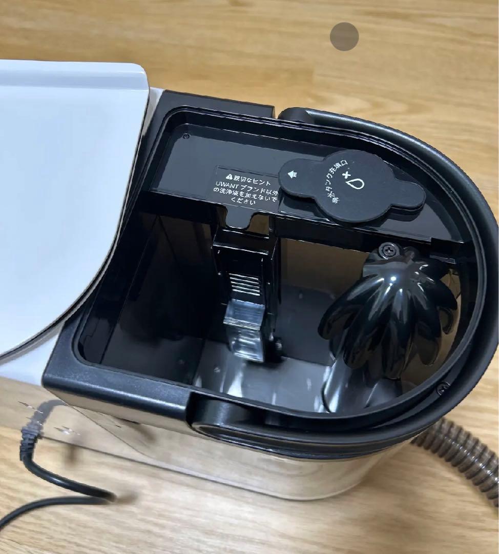 新品！【超強吸引力】カーペットクリーナー　掃除用品　自動洗浄　大容量水タンク