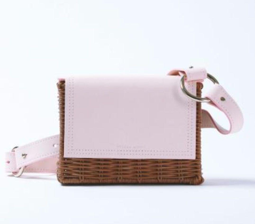 【新品☆未使用】スタニングルアー　ウィッカーウィングス　ウエストポーチ　バッグ