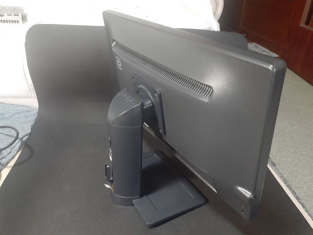 BenQ XL2411 ゲーミングモニター