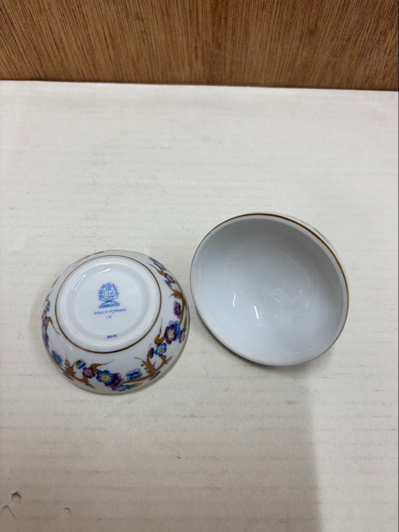 ヘレンド ヴィクトリア ラウンド ボックス ボンボンニエール 小物入れ