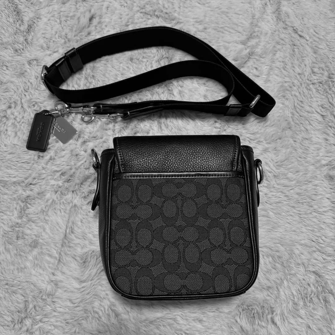 ［最終値下げ］COACH ブラック ショルダーバッグ コーチ メンズ バッグ