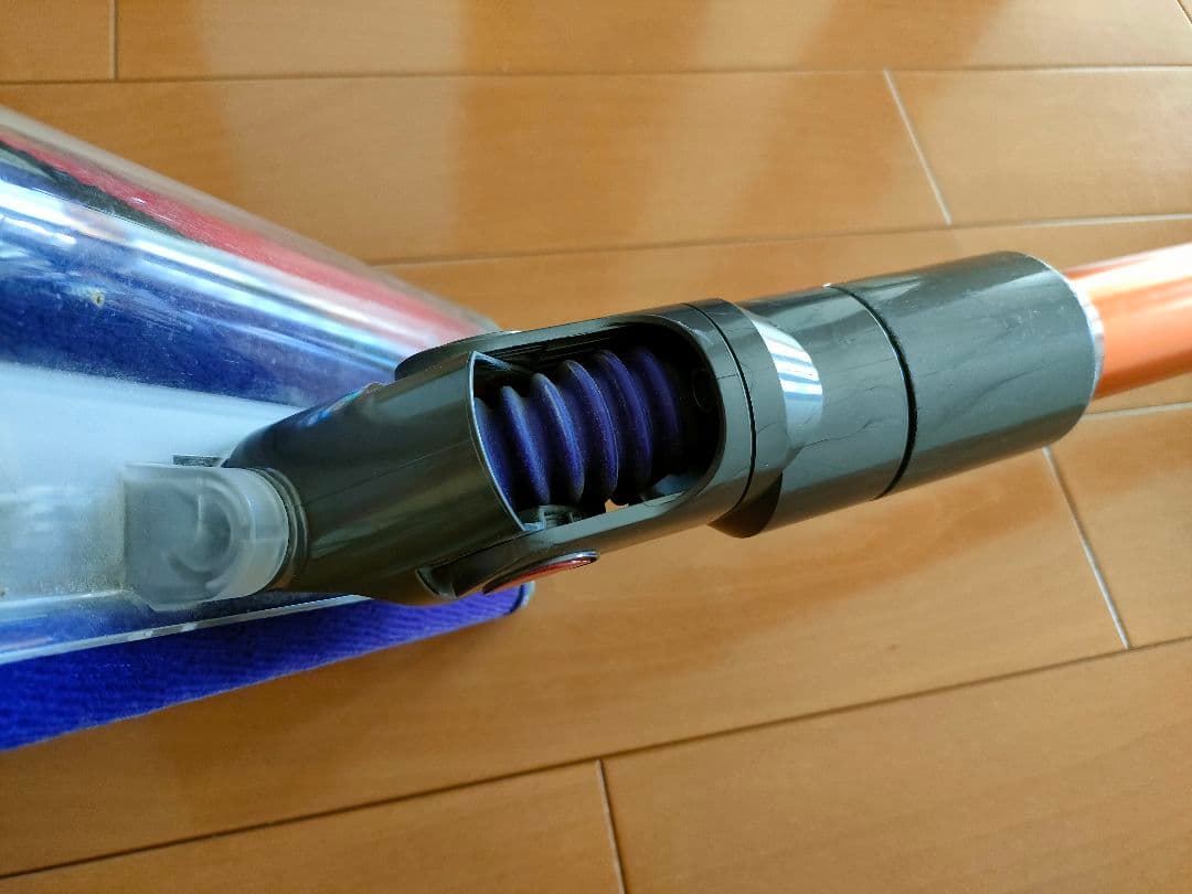 Dyson Cyclone V10 Fluffy コードレスクリーナー 掃除機