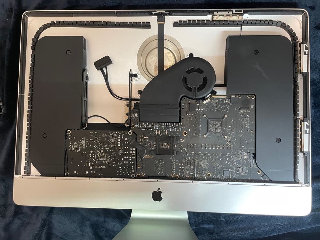 部品取りに　iMac 27 2017版 5k 電源故障　ストレージ無し